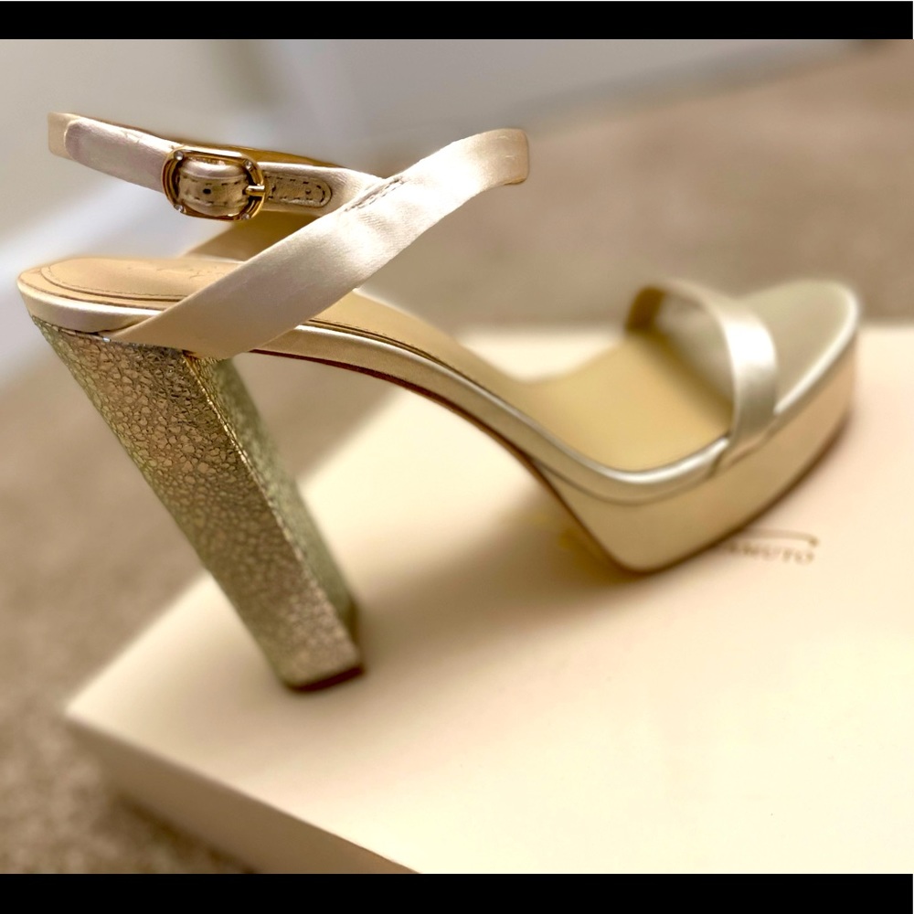 Imagine Vince Camuto Mika metallic soft gold satin heels
